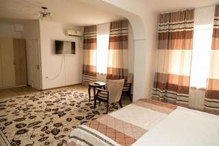 Отель Гостиница Мираж Qyzylorda Большой двухместный номер с 1 кроватью-6